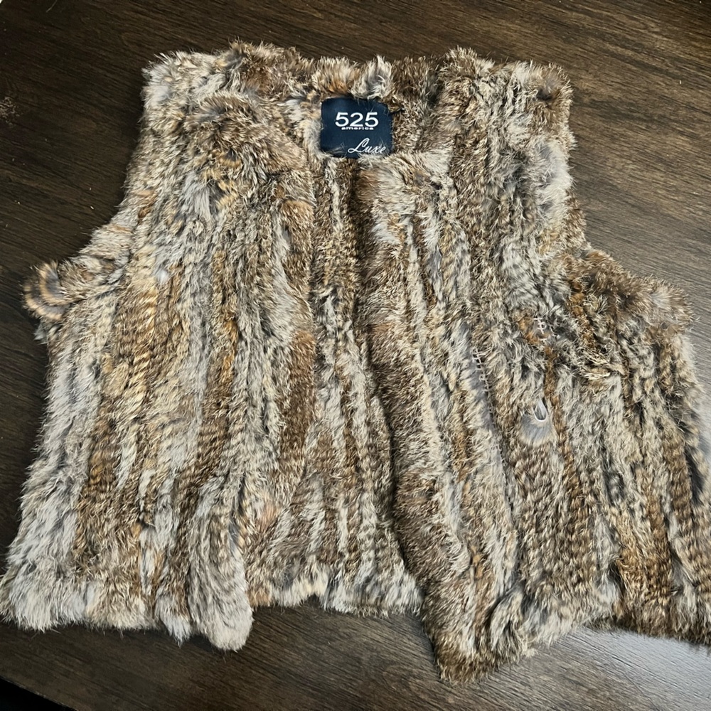525 America Luxe 100% Real Rabbit Fur Vest size L
